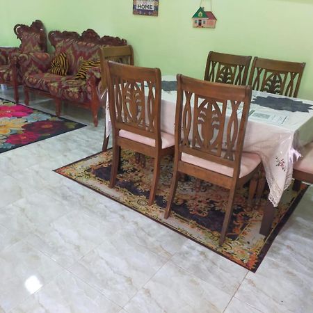 Rumah Persinggahan Di Kuala Terengganu Terengganu Homestay E Exterior photo